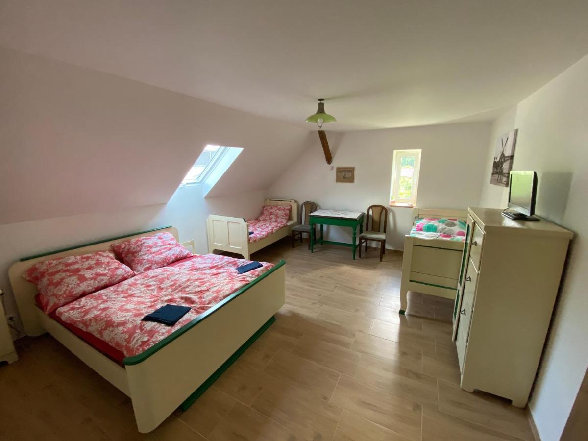 Chalupa U Berusek Oskava Exteriör bild